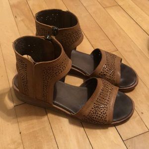Sundance sandals